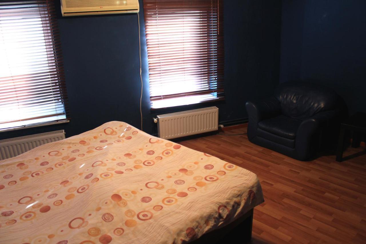 Fun House Hostel Bucureşti Phòng bức ảnh