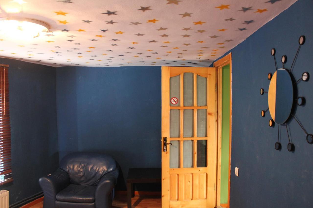 Fun House Hostel Bucureşti Phòng bức ảnh